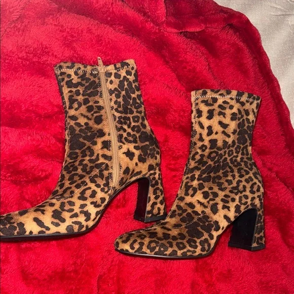 MIA ankle Booties! BRAND NEW WITHOUT TAGS - Picture 9 of 10